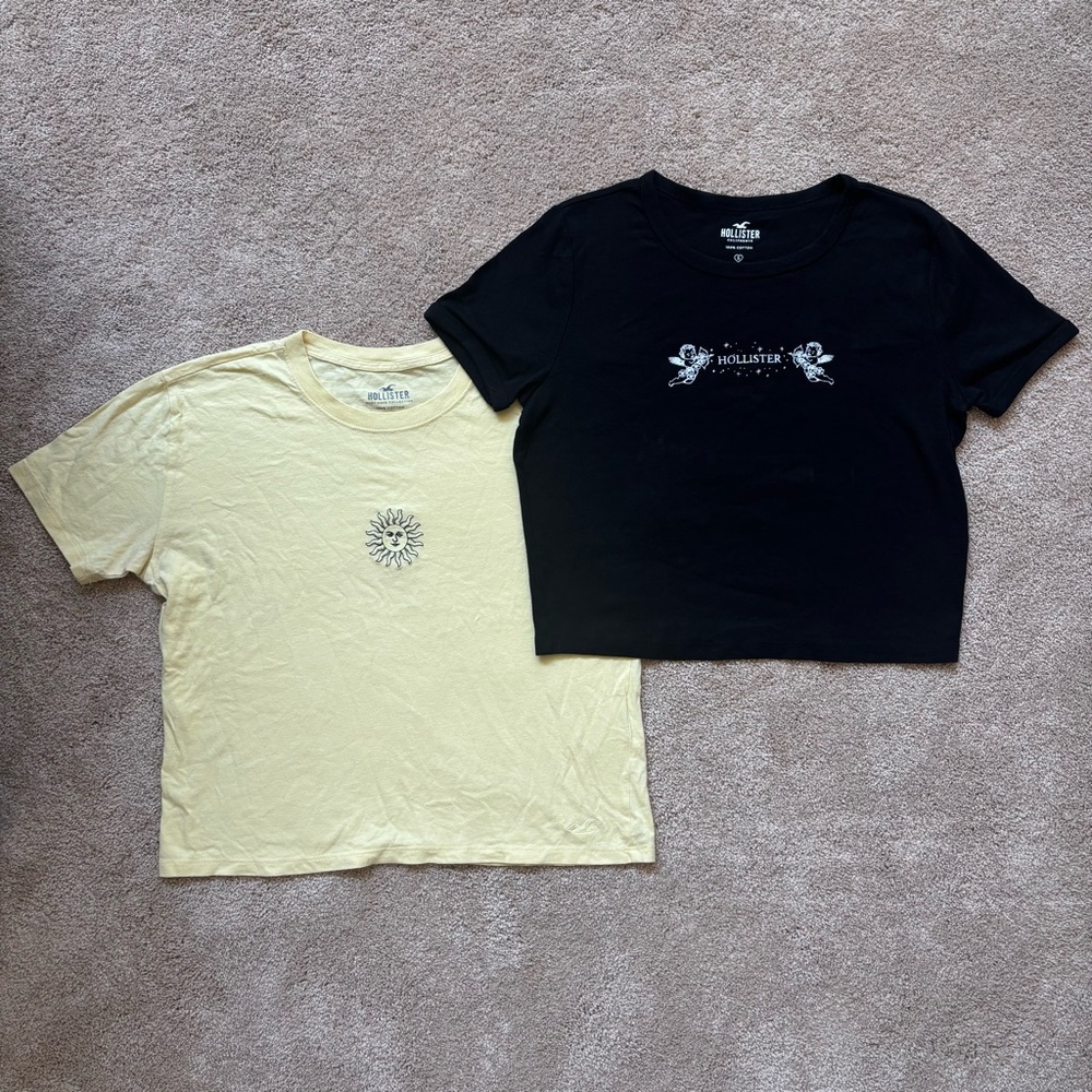 Hollister Black and Baby Yellow Short Sleeve Tees